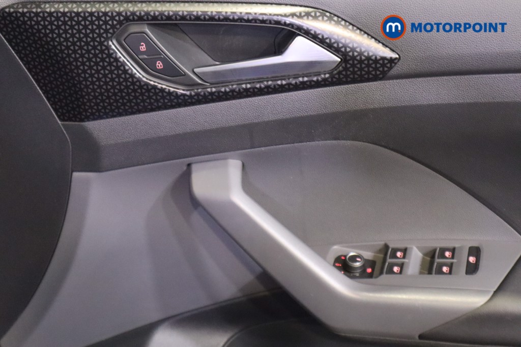 Volkswagen T-Cross SEL Manual Petrol SUV - Stock Number (1591820) - 14th supplementary image