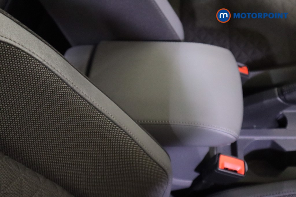 Volkswagen T-Cross SEL Manual Petrol SUV - Stock Number (1591820) - 24th supplementary image