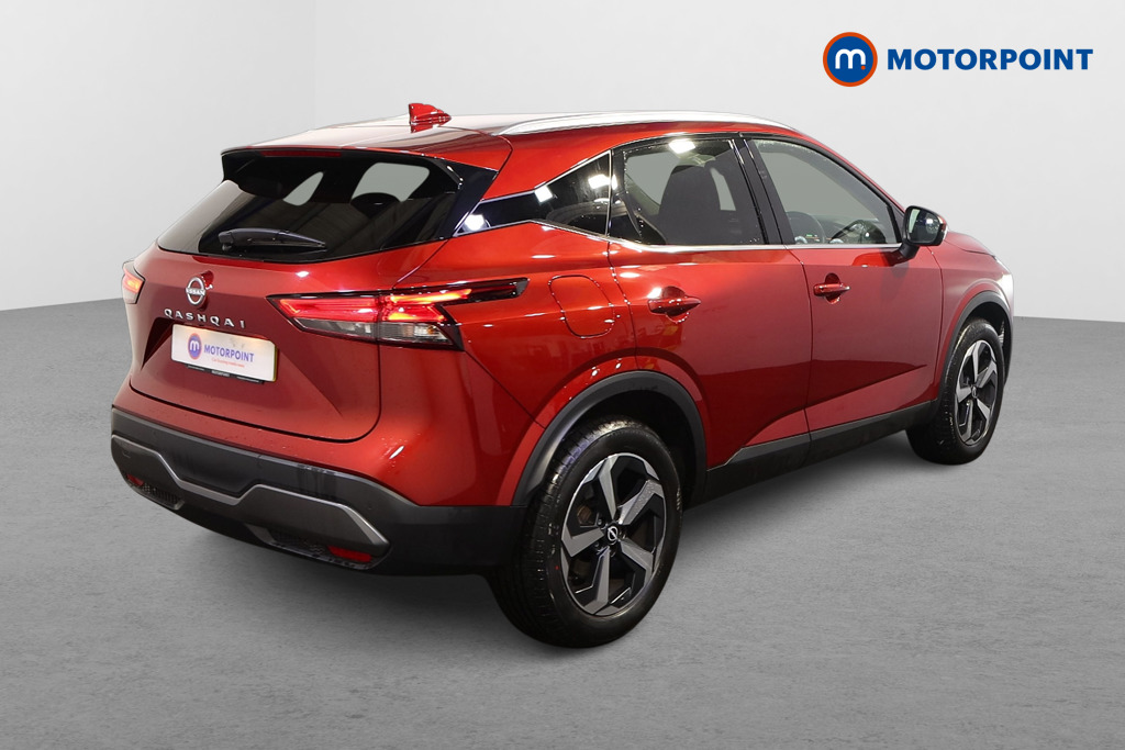 Nissan Qashqai N-Connecta Manual Petrol SUV - Stock Number (1591903) - Drivers side rear corner