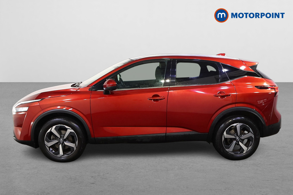 Nissan Qashqai N-Connecta Manual Petrol SUV - Stock Number (1591903) - Passenger side