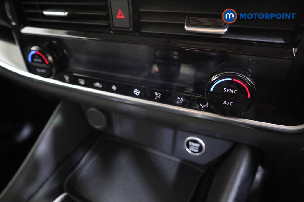 Nissan Qashqai N-Connecta Manual Petrol SUV - Stock Number (1591963) - 7th supplementary image