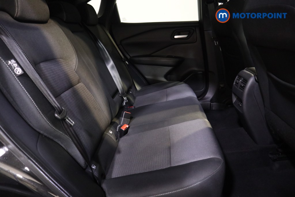 Nissan Qashqai N-Connecta Manual Petrol SUV - Stock Number (1591963) - 14th supplementary image