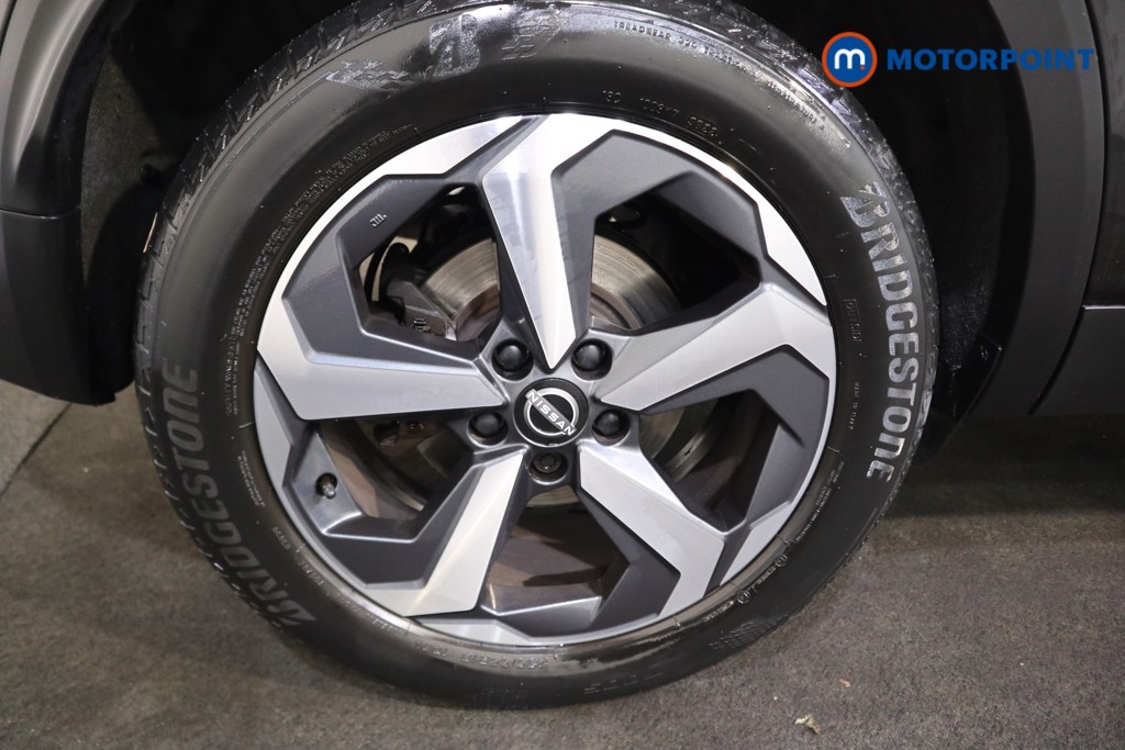 Nissan Qashqai N-Connecta Manual Petrol SUV - Stock Number (1591963) - 19th supplementary image