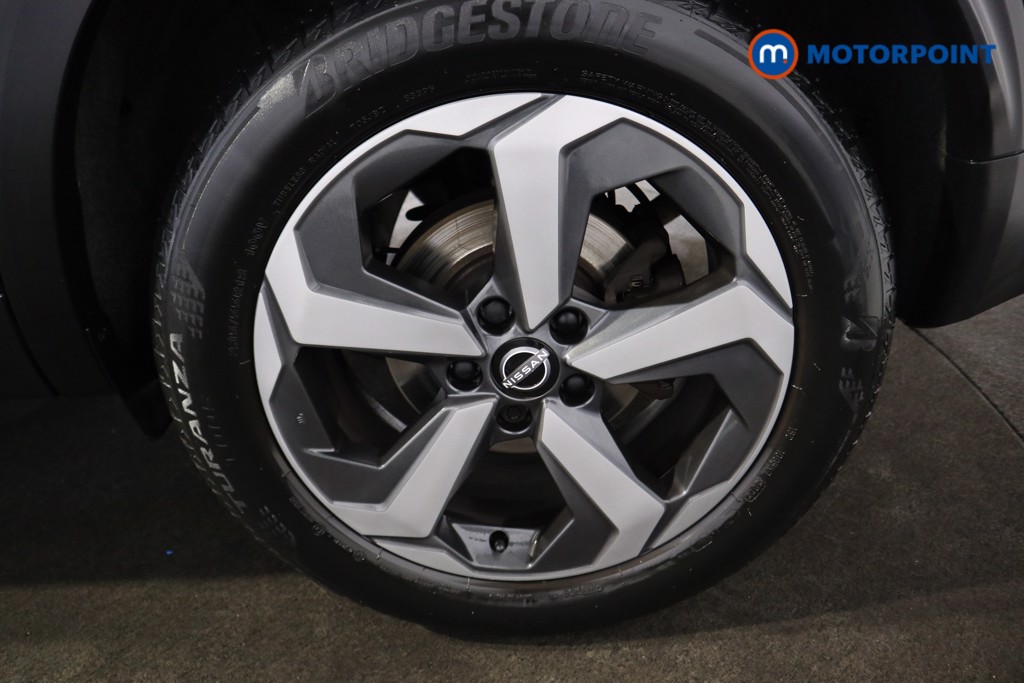 Nissan Qashqai N-Connecta Manual Petrol SUV - Stock Number (1591963) - 22nd supplementary image