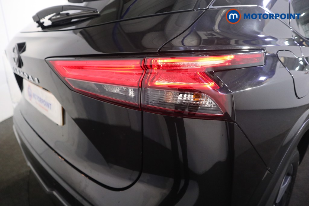 Nissan Qashqai N-Connecta Manual Petrol SUV - Stock Number (1591963) - 26th supplementary image