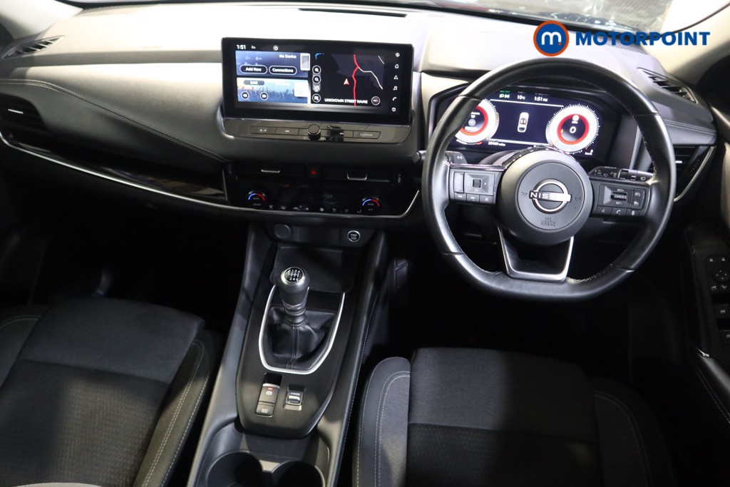 Nissan Qashqai N-Connecta Manual Petrol SUV - Stock Number (1591963) - 1st supplementary image