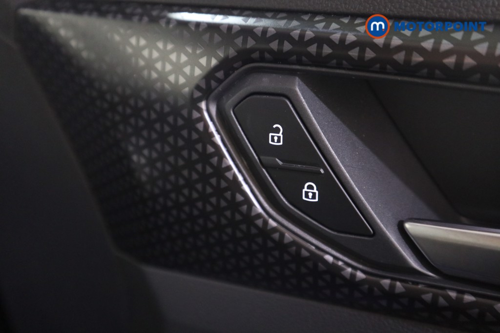 Volkswagen T-Cross SEL Automatic Petrol SUV - Stock Number (1592167) - 6th supplementary image