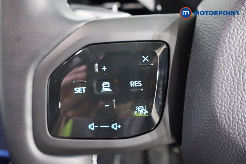 Ford Explorer Select Automatic Electric SUV - Stock Number (1592190) - 13th supplementary image