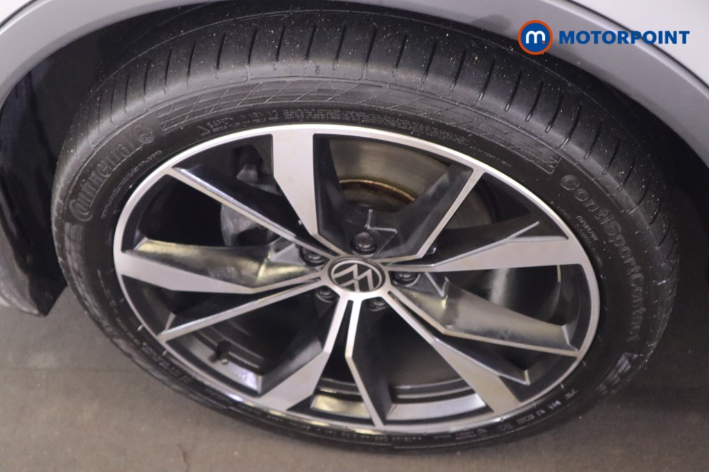 Volkswagen Tiguan R-Line Automatic Petrol SUV - Stock Number (1592605) - 11th supplementary image