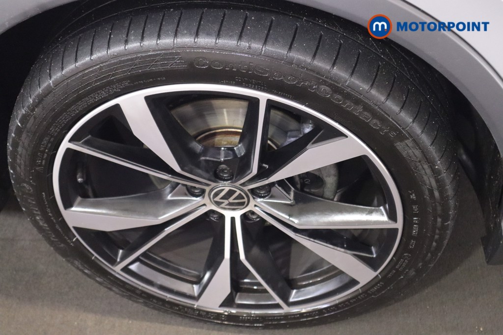 Volkswagen Tiguan R-Line Automatic Petrol SUV - Stock Number (1592605) - 12th supplementary image