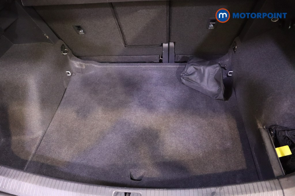 Volkswagen Tiguan R-Line Automatic Petrol SUV - Stock Number (1592605) - 31st supplementary image