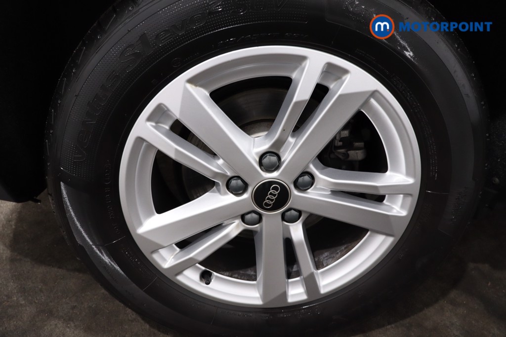 Audi Q3 Technik Manual Petrol SUV - Stock Number (1592638) - 9th supplementary image