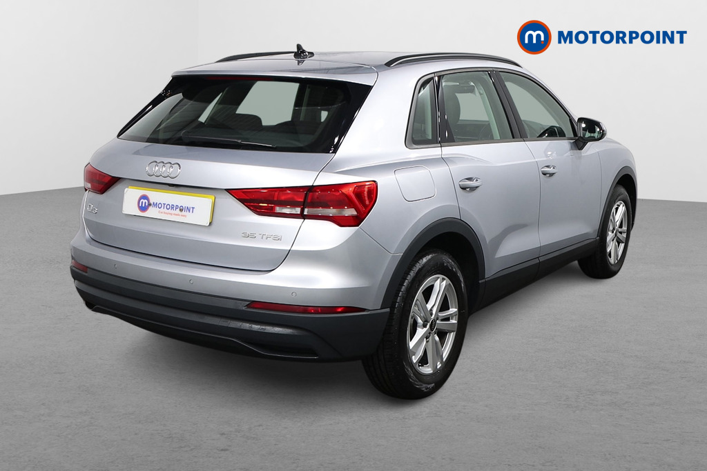 Audi Q3 Technik Manual Petrol SUV - Stock Number (1592638) - Drivers side rear corner