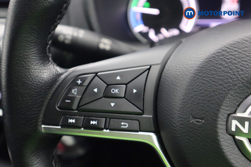 Nissan Juke N-Connecta Automatic Petrol-Electric Hybrid SUV - Stock Number (1592816) - 4th supplementary image