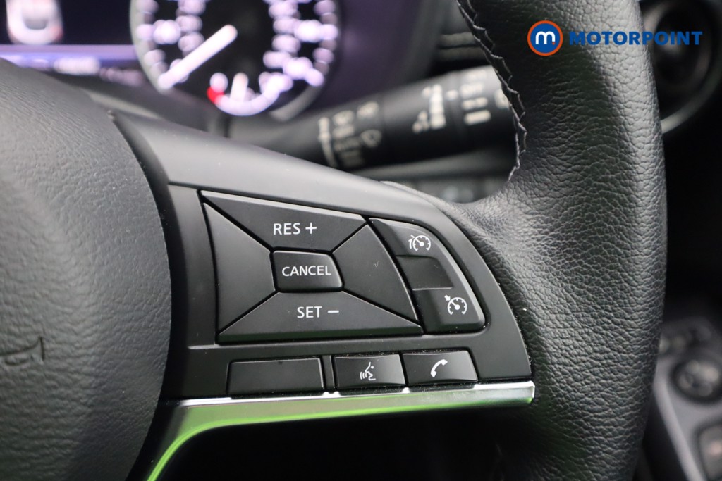 Nissan Juke N-Connecta Automatic Petrol-Electric Hybrid SUV - Stock Number (1592816) - 5th supplementary image