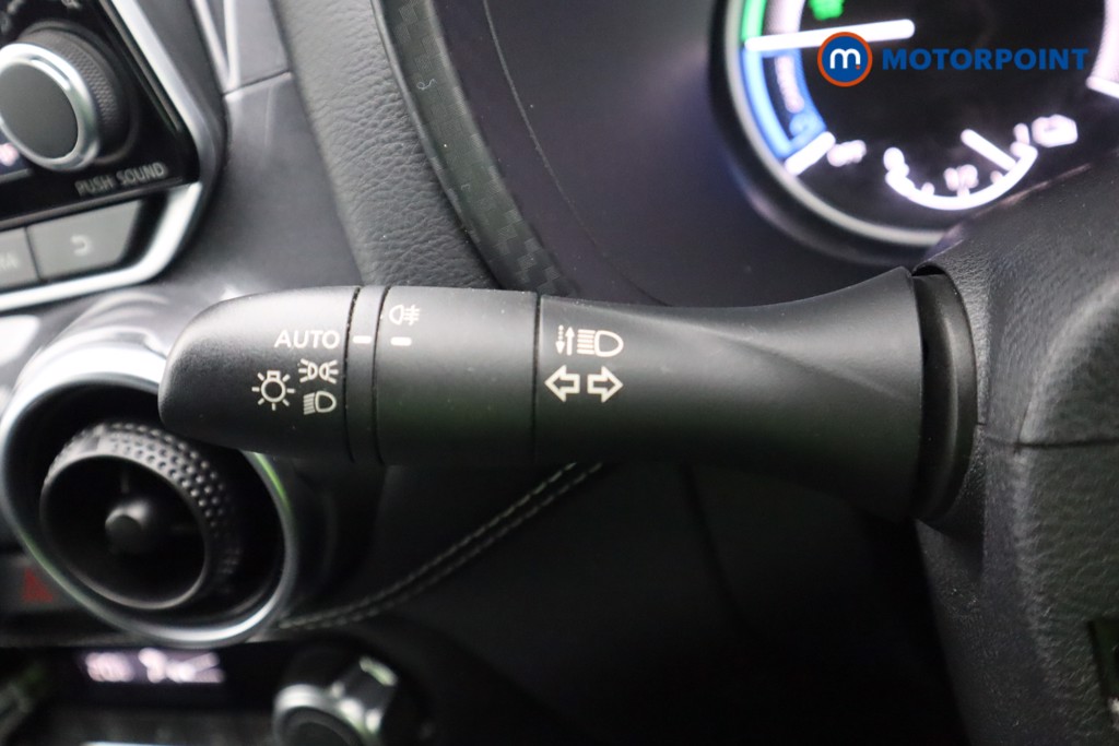 Nissan Juke N-Connecta Automatic Petrol-Electric Hybrid SUV - Stock Number (1592816) - 6th supplementary image