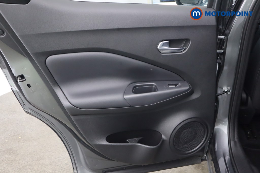 Nissan Juke N-Connecta Automatic Petrol-Electric Hybrid SUV - Stock Number (1592816) - 30th supplementary image