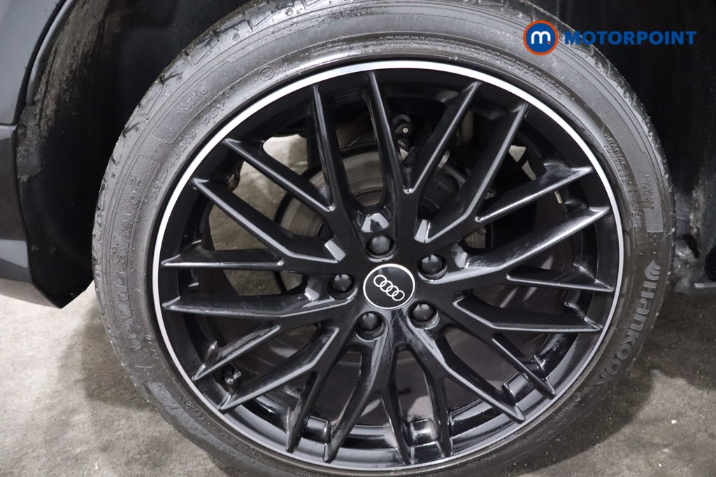 Audi Q2 Black Edition Manual Petrol SUV - Stock Number (1592907) - 9th supplementary image