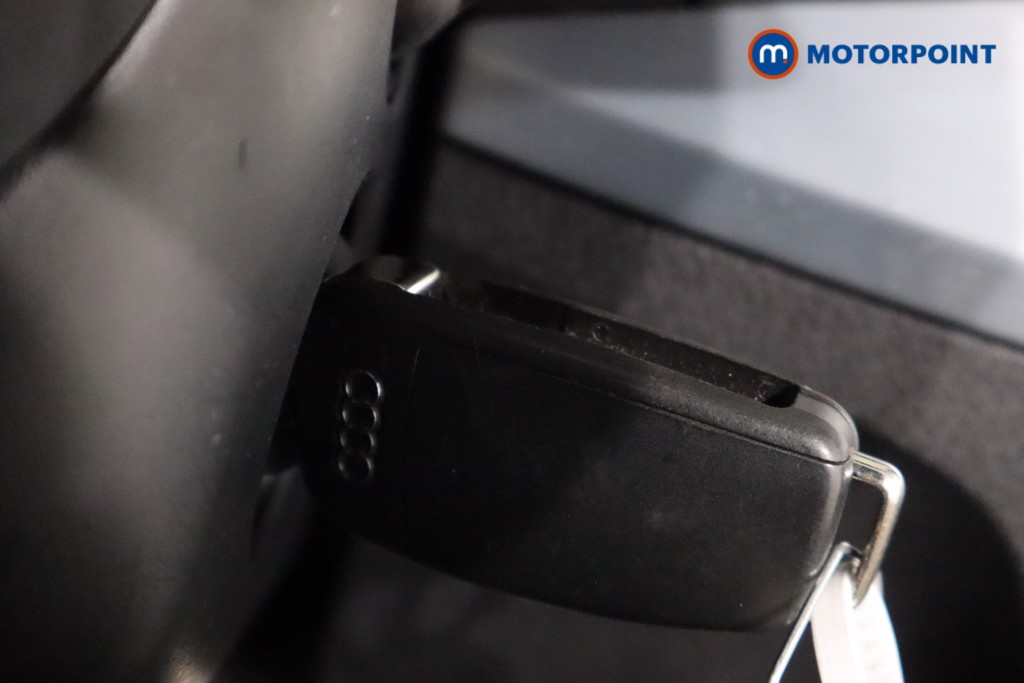 Audi Q2 Black Edition Manual Petrol SUV - Stock Number (1592907) - 13th supplementary image