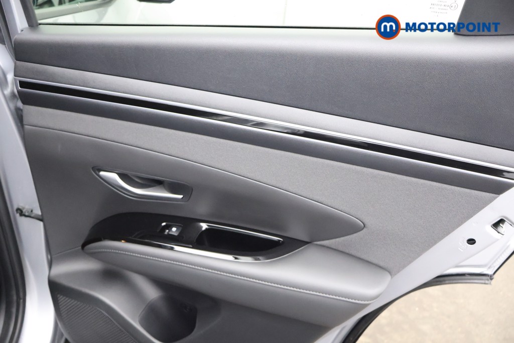 Hyundai Tucson Premium Automatic Petrol-Electric Hybrid SUV - Stock Number (1592929) - 19th supplementary image