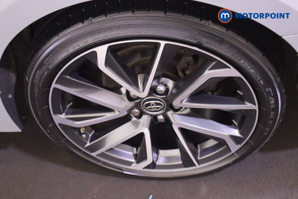 Toyota Corolla Excel Automatic Petrol-Electric Hybrid Estate - Stock Number (1593078) - 9th supplementary image