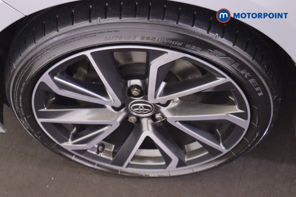 Toyota Corolla Excel Automatic Petrol-Electric Hybrid Estate - Stock Number (1593078) - 10th supplementary image