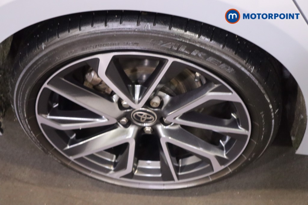 Toyota Corolla Excel Automatic Petrol-Electric Hybrid Estate - Stock Number (1593078) - 12th supplementary image