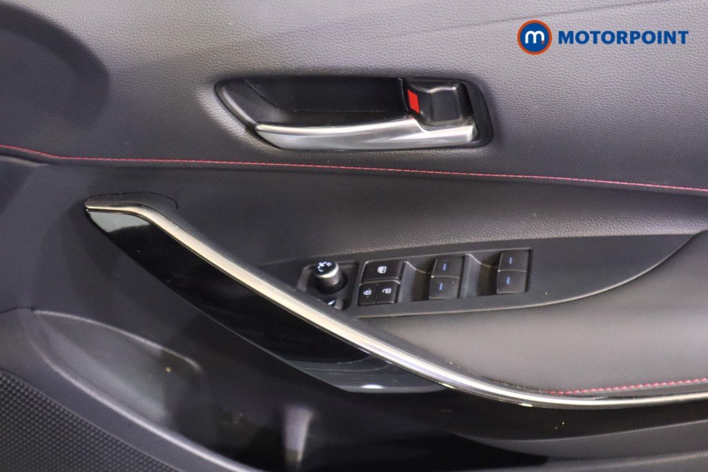 Toyota Corolla Excel Automatic Petrol-Electric Hybrid Estate - Stock Number (1593078) - 14th supplementary image