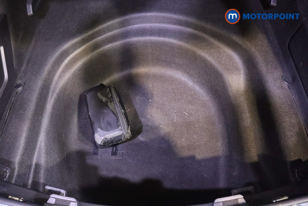 Toyota Corolla Excel Automatic Petrol-Electric Hybrid Estate - Stock Number (1593078) - 31st supplementary image