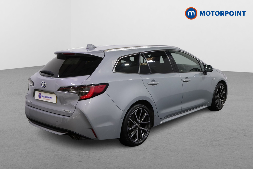 Toyota Corolla Excel Automatic Petrol-Electric Hybrid Estate - Stock Number (1593078) - Drivers side rear corner