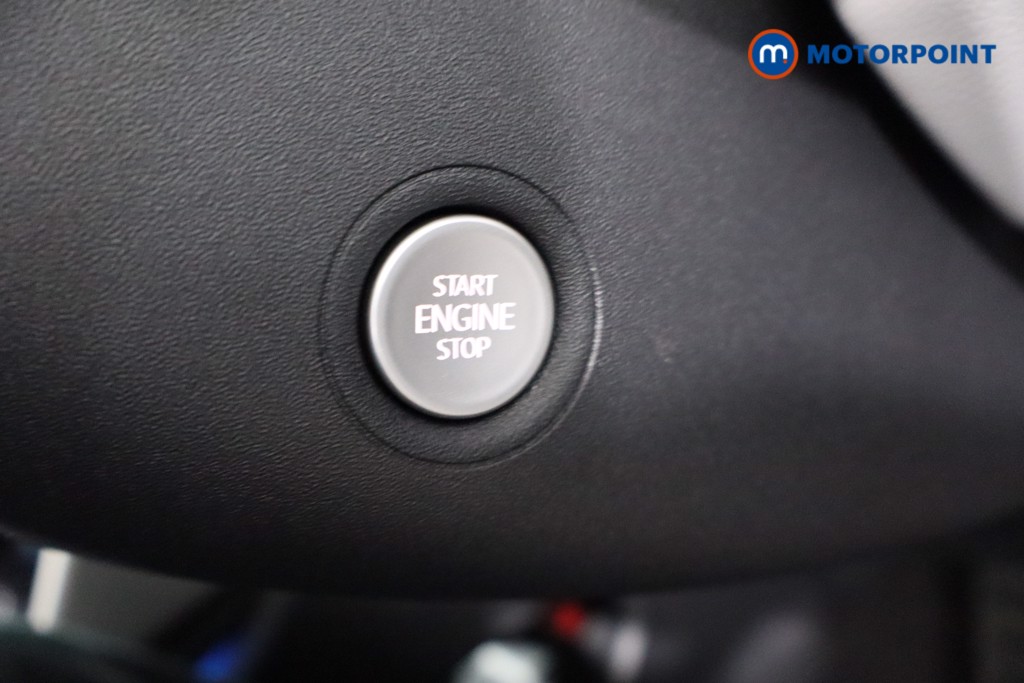 Ford Explorer Premium Automatic Electric SUV - Stock Number (1593242) - 13th supplementary image