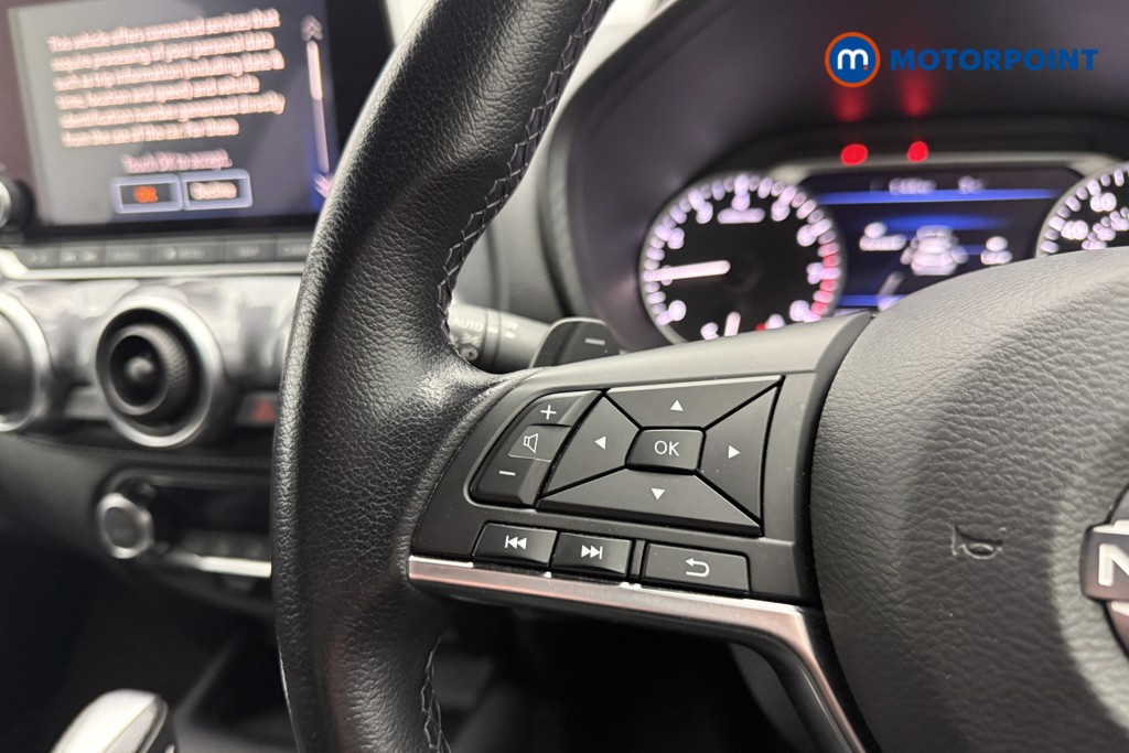 Nissan Juke N-Connecta Automatic Petrol SUV - Stock Number (1541016) - 8th supplementary image