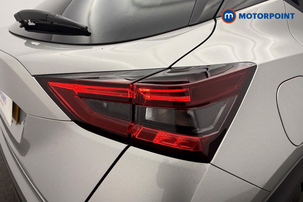 Nissan Juke N-Connecta Automatic Petrol SUV - Stock Number (1541016) - 19th supplementary image