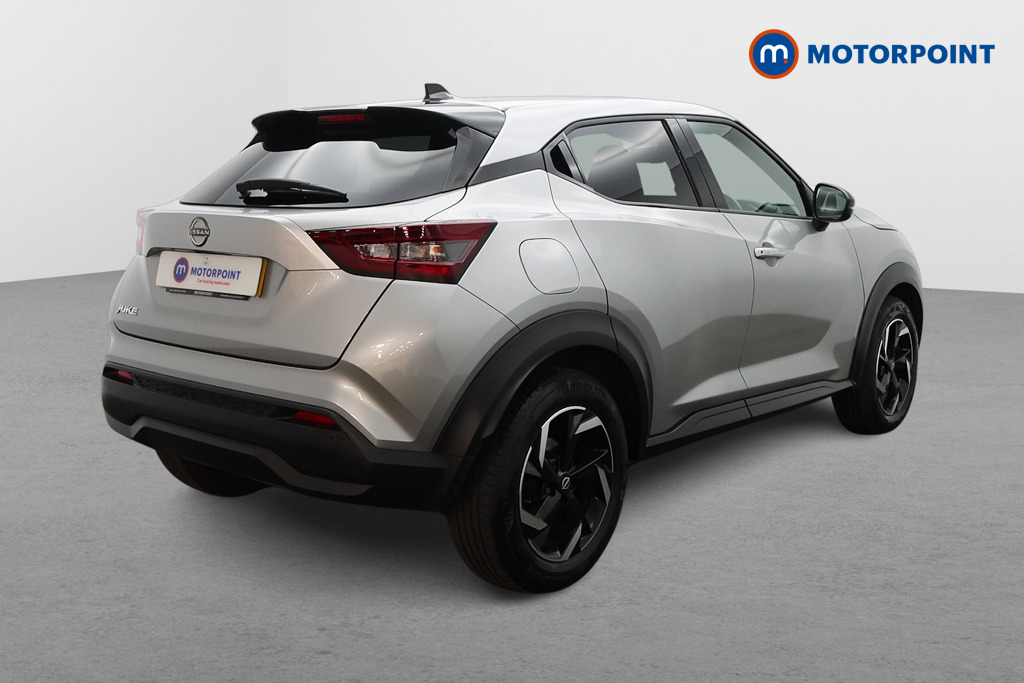 Nissan Juke N-Connecta Automatic Petrol SUV - Stock Number (1541016) - Drivers side rear corner