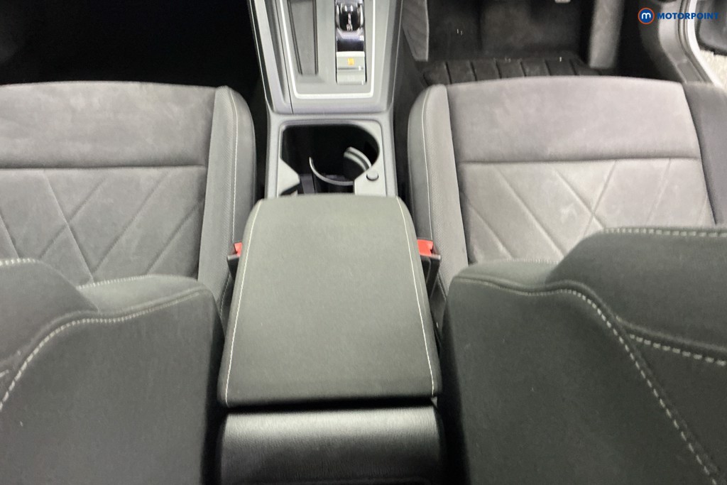 Volkswagen Golf Style Automatic Diesel Hatchback - Stock Number (1541421) - 11th supplementary image