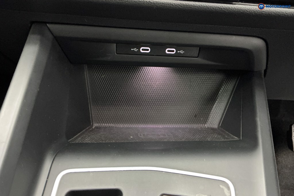 Volkswagen Golf Style Automatic Diesel Hatchback - Stock Number (1541421) - 16th supplementary image