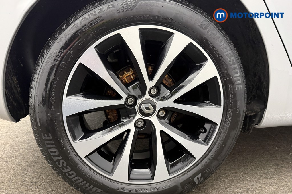 Renault Clio Iconic Manual Petrol Hatchback - Stock Number (1553256) - 10th supplementary image