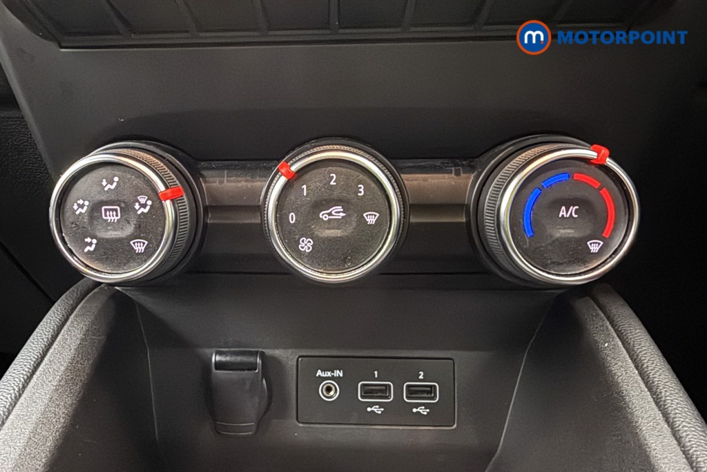 Renault Clio Iconic Manual Petrol Hatchback - Stock Number (1553256) - 16th supplementary image