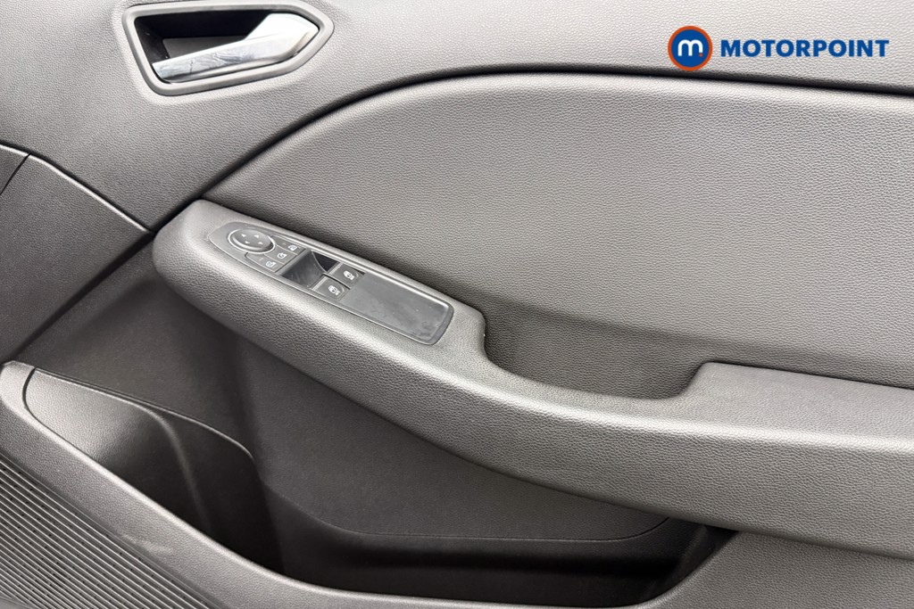 Renault Clio Iconic Manual Petrol Hatchback - Stock Number (1553256) - 18th supplementary image