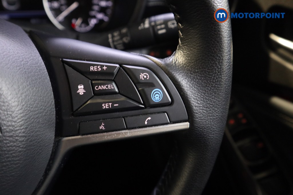 Nissan Juke Tekna Manual Petrol SUV - Stock Number (1576493) - 4th supplementary image