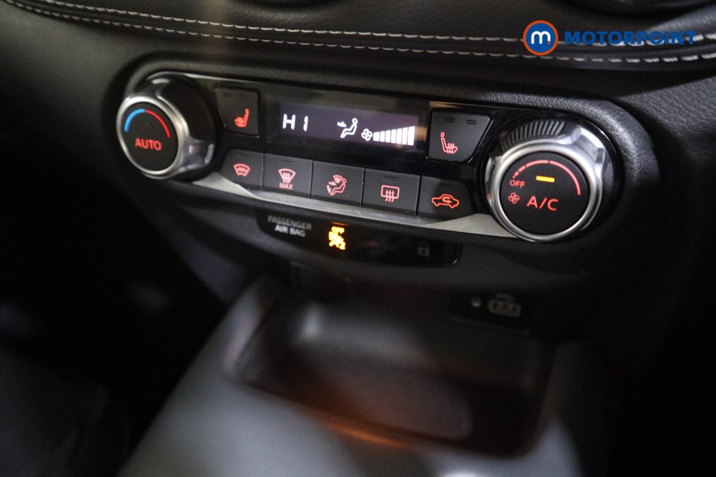 Nissan Juke Tekna Manual Petrol SUV - Stock Number (1576493) - 7th supplementary image