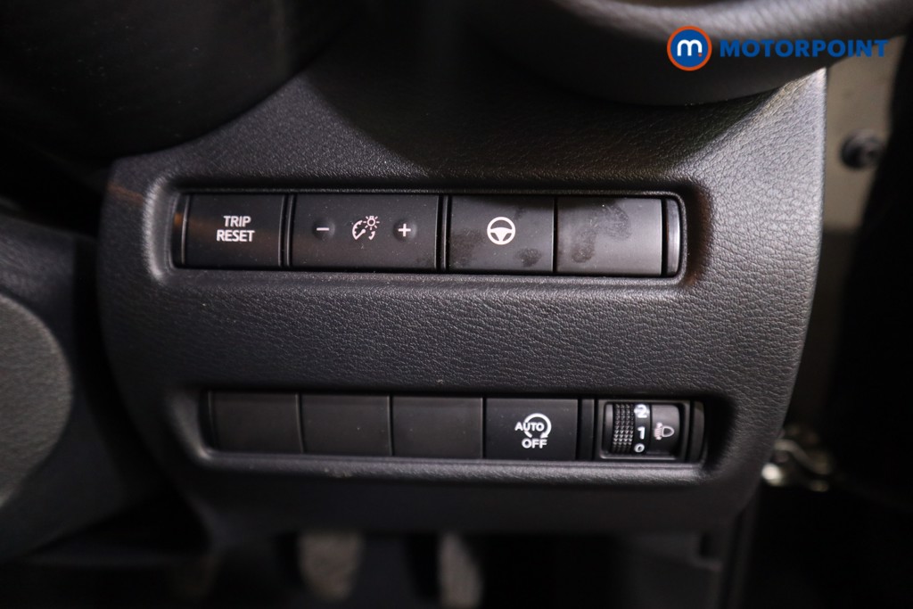 Nissan Juke Tekna Manual Petrol SUV - Stock Number (1576493) - 11th supplementary image