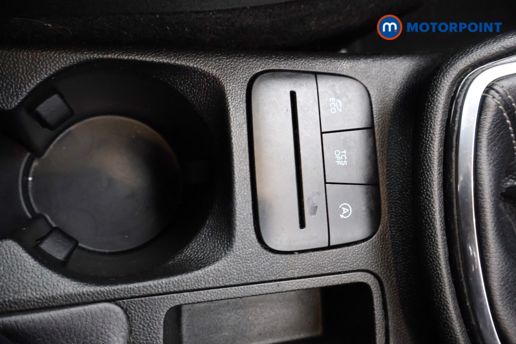 Ford Fiesta Zetec Manual Petrol Hatchback - Stock Number (1576720) - 11th supplementary image