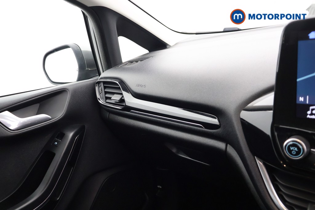 Ford Fiesta Zetec Manual Petrol Hatchback - Stock Number (1576720) - 12th supplementary image