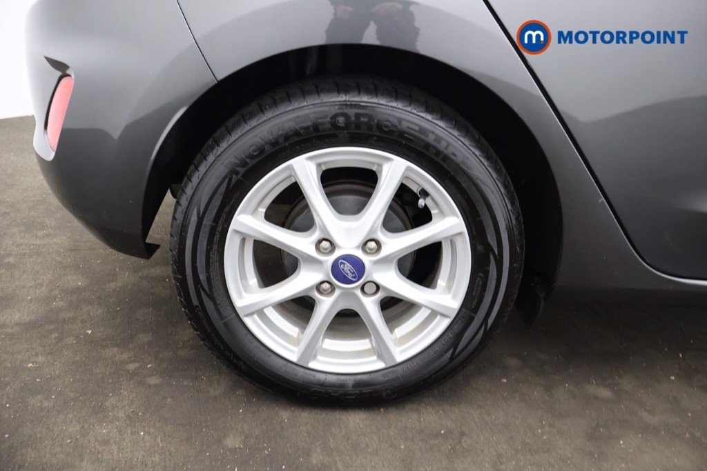 Ford Fiesta Zetec Manual Petrol Hatchback - Stock Number (1576720) - 26th supplementary image