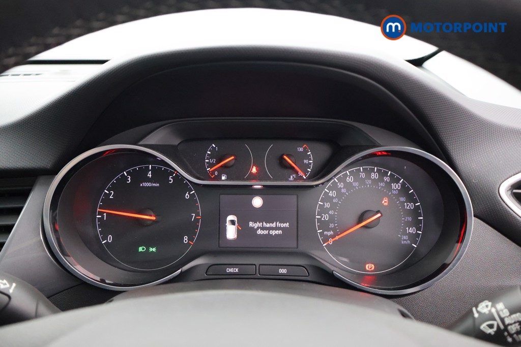 Vauxhall Crossland Elite Edition Manual Petrol SUV - Stock Number (1577834) - 4th supplementary image
