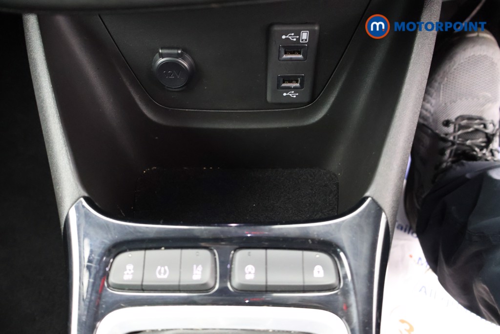 Vauxhall Crossland Elite Edition Manual Petrol SUV - Stock Number (1577834) - 11th supplementary image