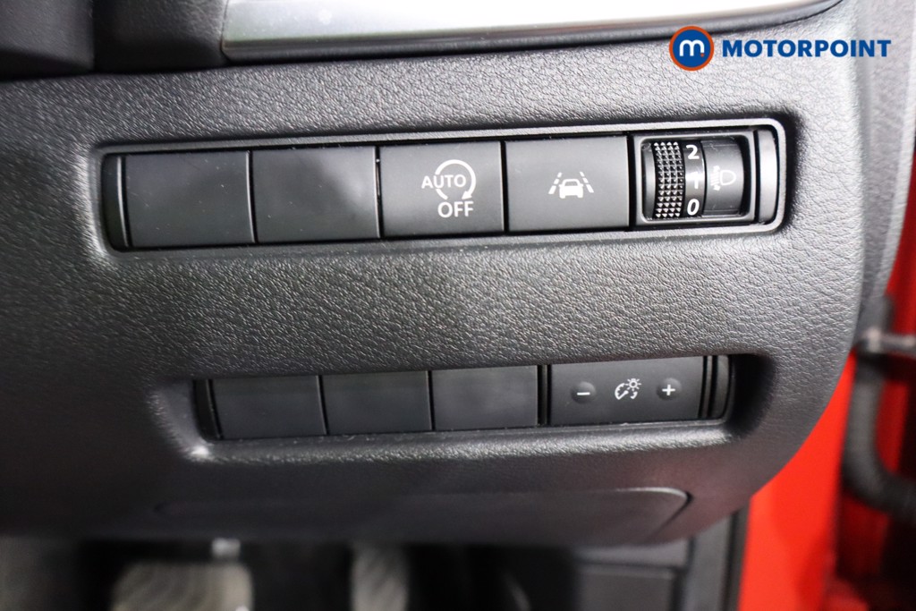 Nissan Qashqai Acenta Premium Automatic Petrol SUV - Stock Number (1578842) - 17th supplementary image