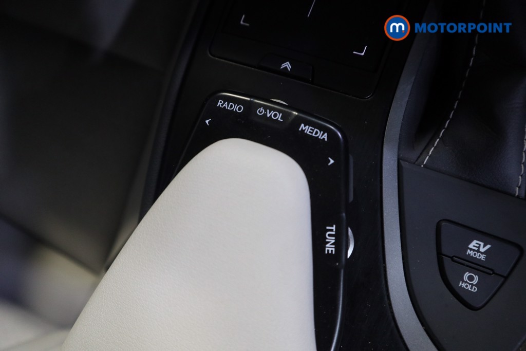 Lexus UX Takumi Automatic Petrol-Electric Hybrid SUV - Stock Number (1579879) - 10th supplementary image
