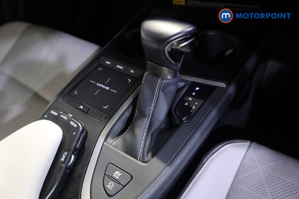 Lexus UX Takumi Automatic Petrol-Electric Hybrid SUV - Stock Number (1579879) - 11th supplementary image